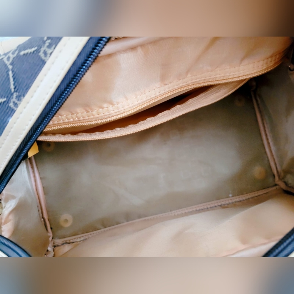 Pierre Cardin Jacquard/Leather Travel/Gym Luggage Duffle Bag 11"×16"×8" - Picture 5 of 12